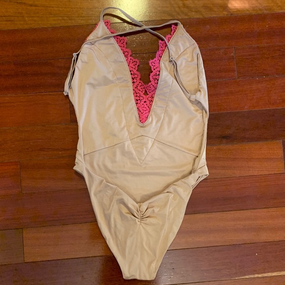 Blue Life Eclipse One Piece - Picture 6 of 6